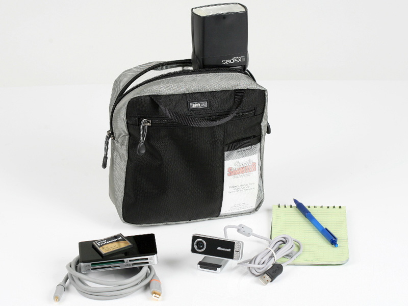 <b>ケーブルマネジメント30</b>