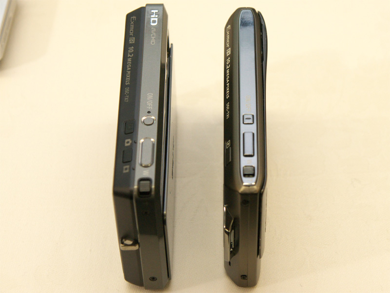 <b>前機種のDSC-TX1（右）と比較</b>
