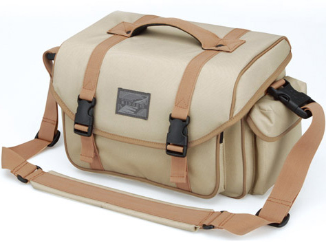 <b>カメラバッグM（ストローベージュ）</b>