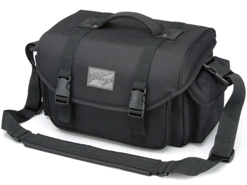 <b>カメラバッグM（アーバンブラック）</b>