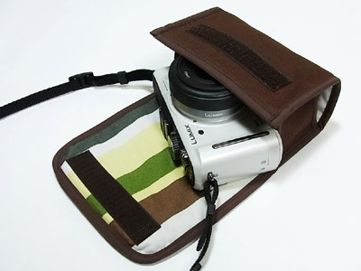 <b>ココア・カーキストライプ</b>