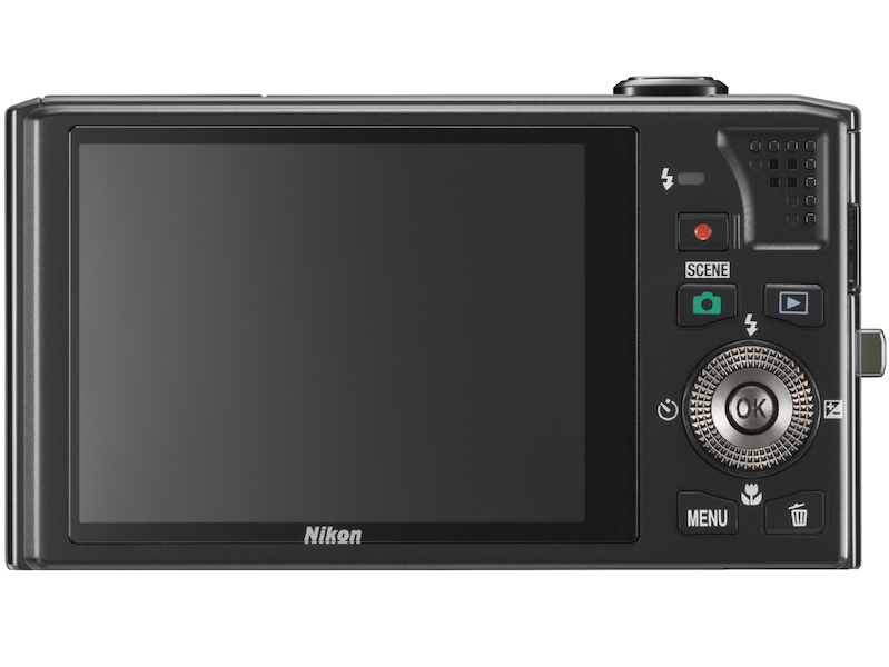 <b>COOLPIX S8000（ノーブルブラック）</b>