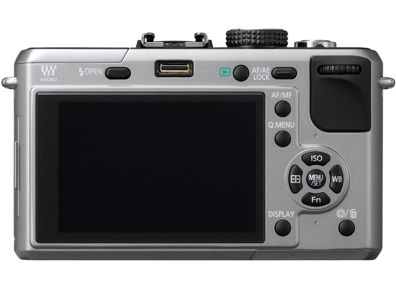 <b>ブレードシルバー</b>