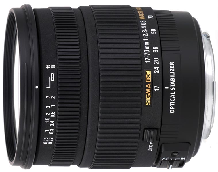 <b>17-70mm F2.8-4 DC Macro OS HSM</b>