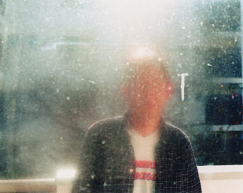 <b>(c)金川晋吾</b>