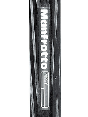 <b>カーボン70%、バサルト30%のパイプ</b>