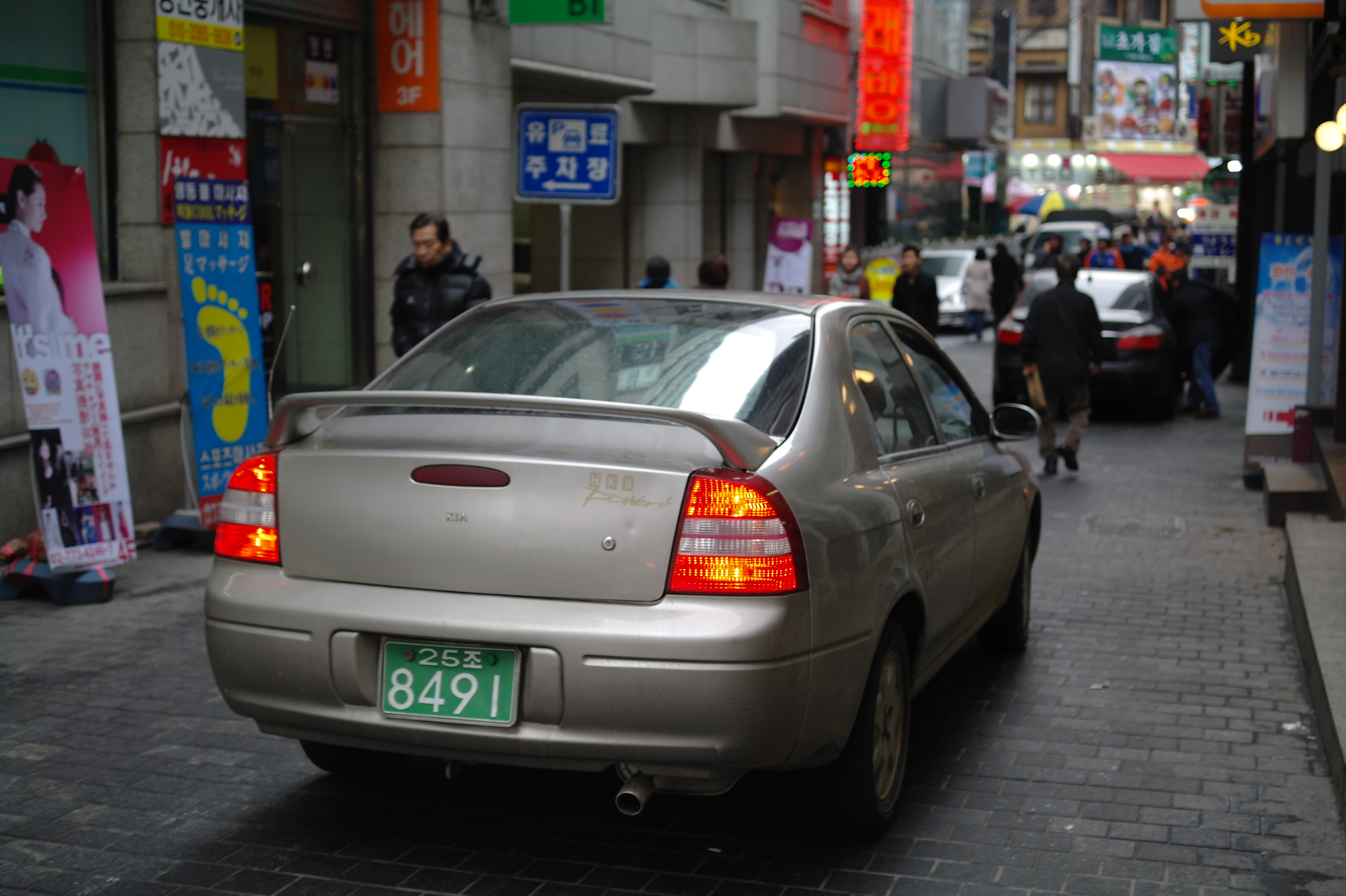 <b>NX10 / SAMSUNG LENS 30mm F2 / 約3.6MB / 4,592×3,056 / 1/80秒 / F2.4 / 0EV / ISO100 / WB:オート / 30mm</b>