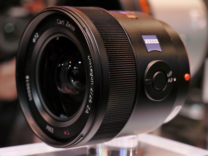 <b>Distagon T* 24mm F2 ZA SSM</b>