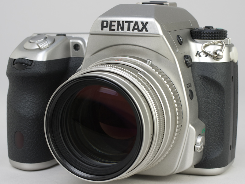 <b>FA 77mm F1.8 Limited</b>