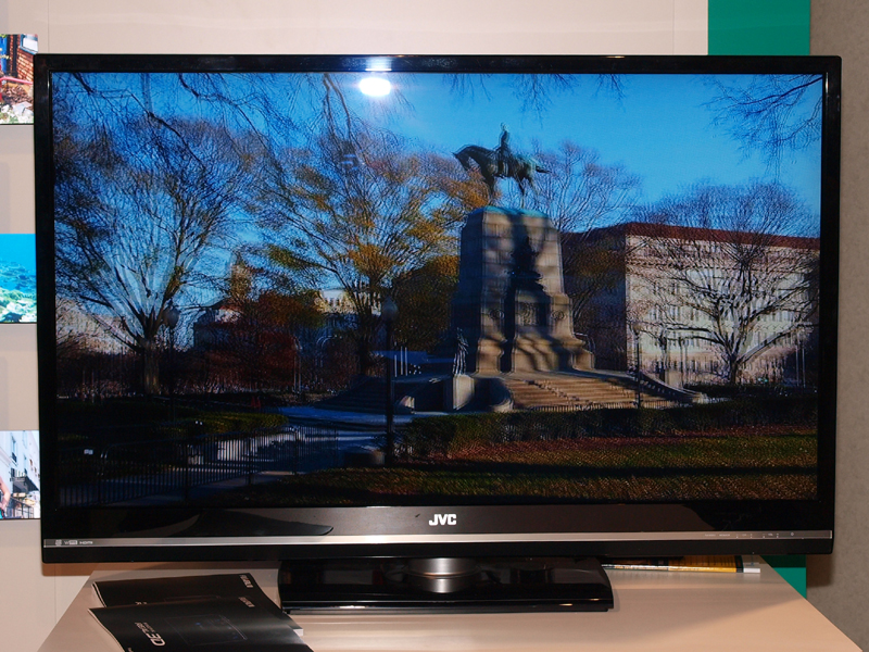 <b>3D映像データが表示されたディスプレイ</b>