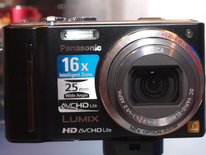 <b>LUMIX DMC-ZS7（日本名：LUMIX DMC-TZ10）</b>