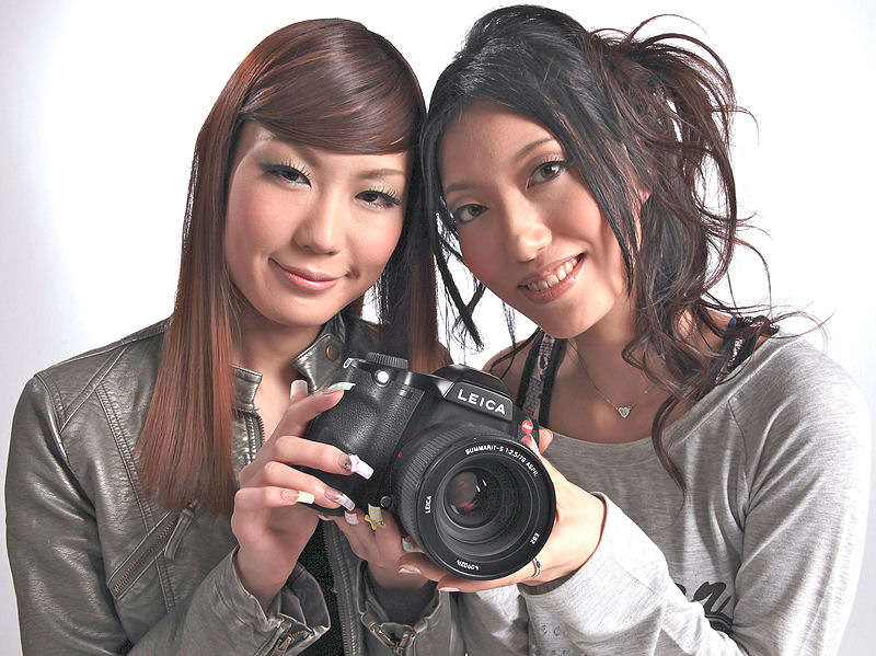 <b>SUMMARIT-S 1:2.5/70 ASPH.を装着したS2</b>