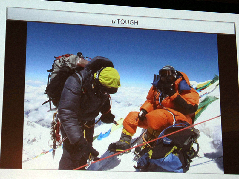 <b>μTOUGH-8010でのエベレスト登山記録を紹介</b>
