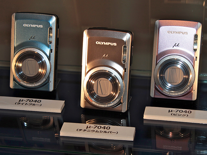 <b>μ-7040。広角28mmからの7倍ズーム機</b>