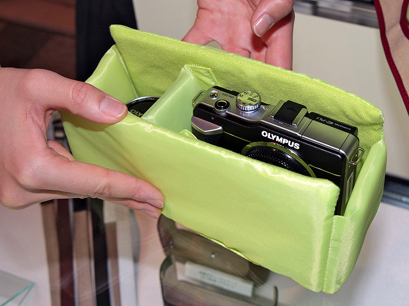 <b>CBG-4BEG同梱のインナークッション</b>