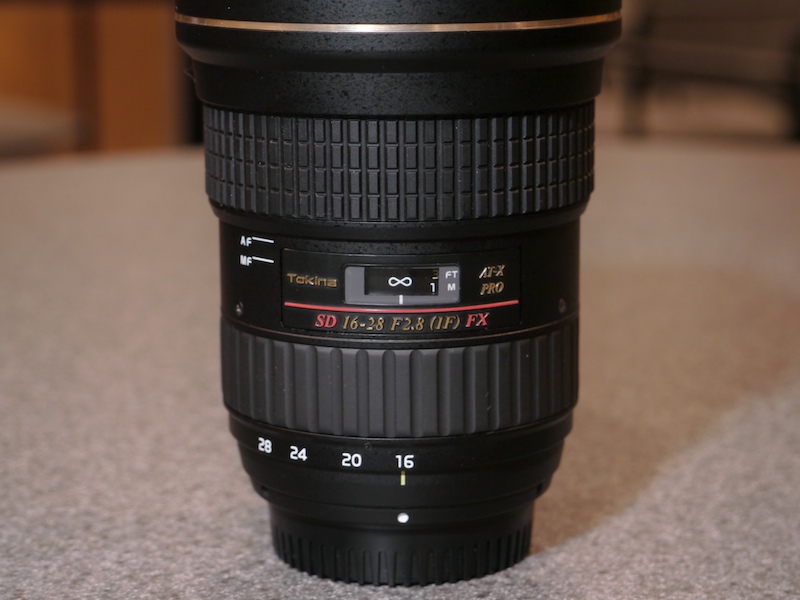 <b>PMA 2010に展示していたAT-X 16-28mm F2.8 PROのモックアップ</b>