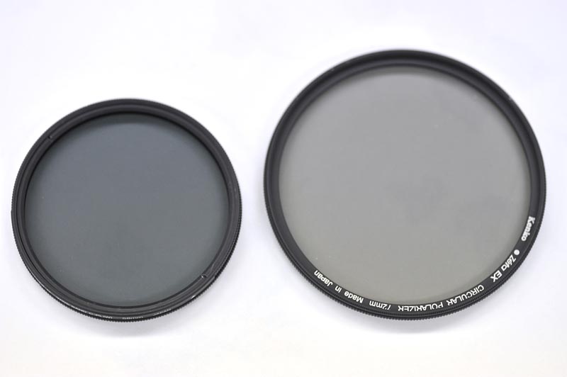 <b>左からPRO1DワイドバンドC-PL（W）、Zeta EXサーキュラーPL</b>