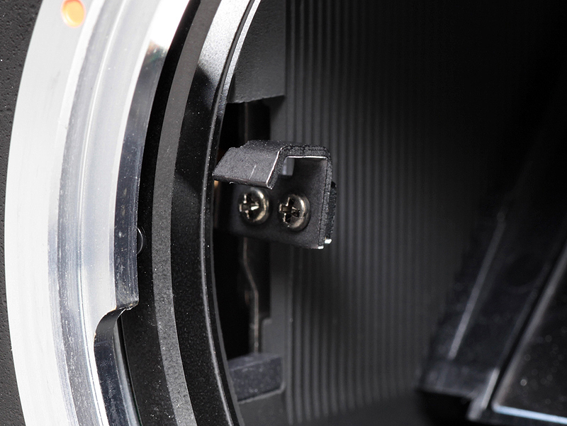 <b>絞り動作レバー</b>