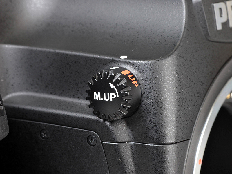 <b>ミラーアップダイヤル</b>