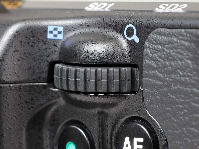 <b>背面電子ダイヤル</b>