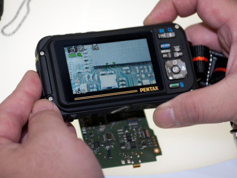 <b>電子基板で近接撮影を試せる</b>