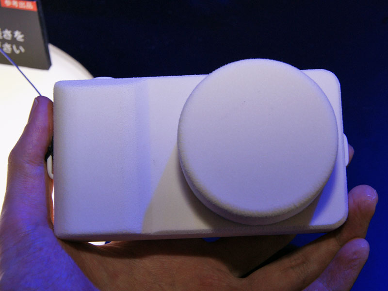 <b>来場者が実際に手にとることができるモックアップ</b>