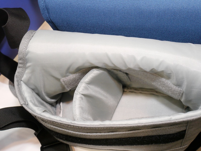 <b>ゴッドウィンZEROメッセンジャーバッグSの内部</b>