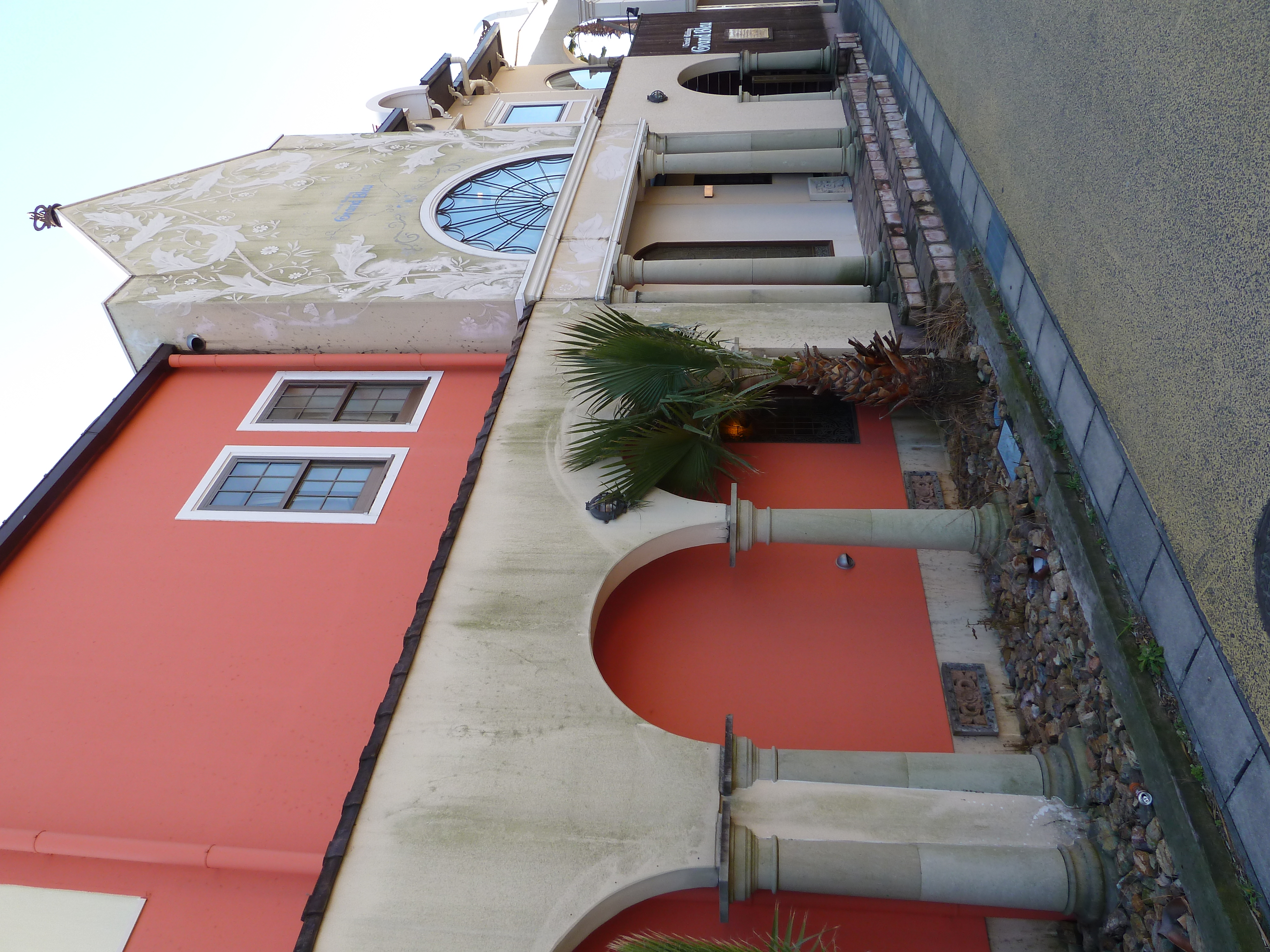 <b>DMC-TZ10 / 約4.1MB / 3,000×4,000 / 1/125秒 / F4 / -0.3EV / ISO80 / WB:オート / 4.1mm</b>