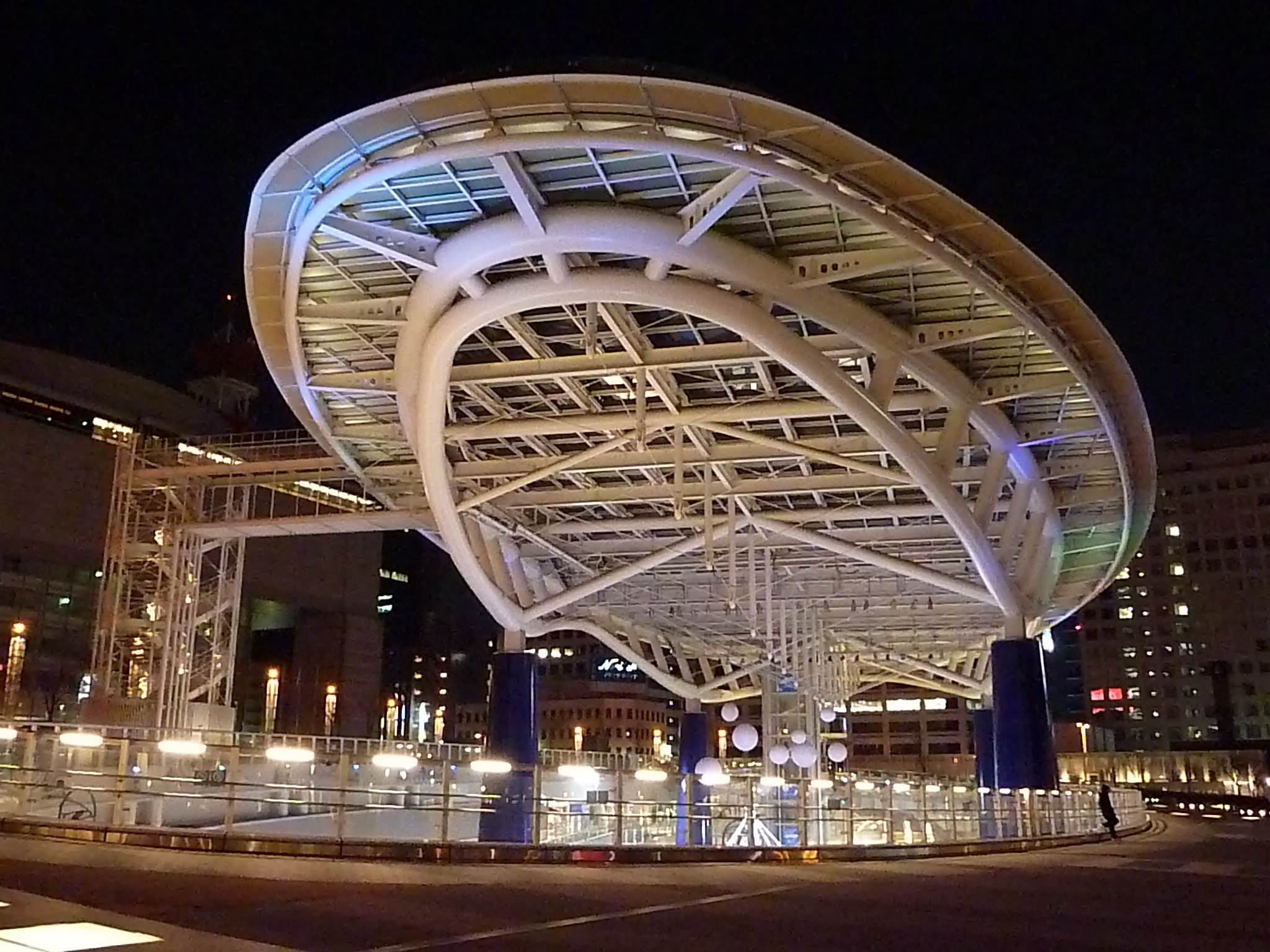 <b>ISO3200（超解像オフ）<br>DMC-TZ10 / 約729K / 2,048×1,536 / 1/20秒 / F3.5 / 0EV / WB:オート / 5.3mm</b>