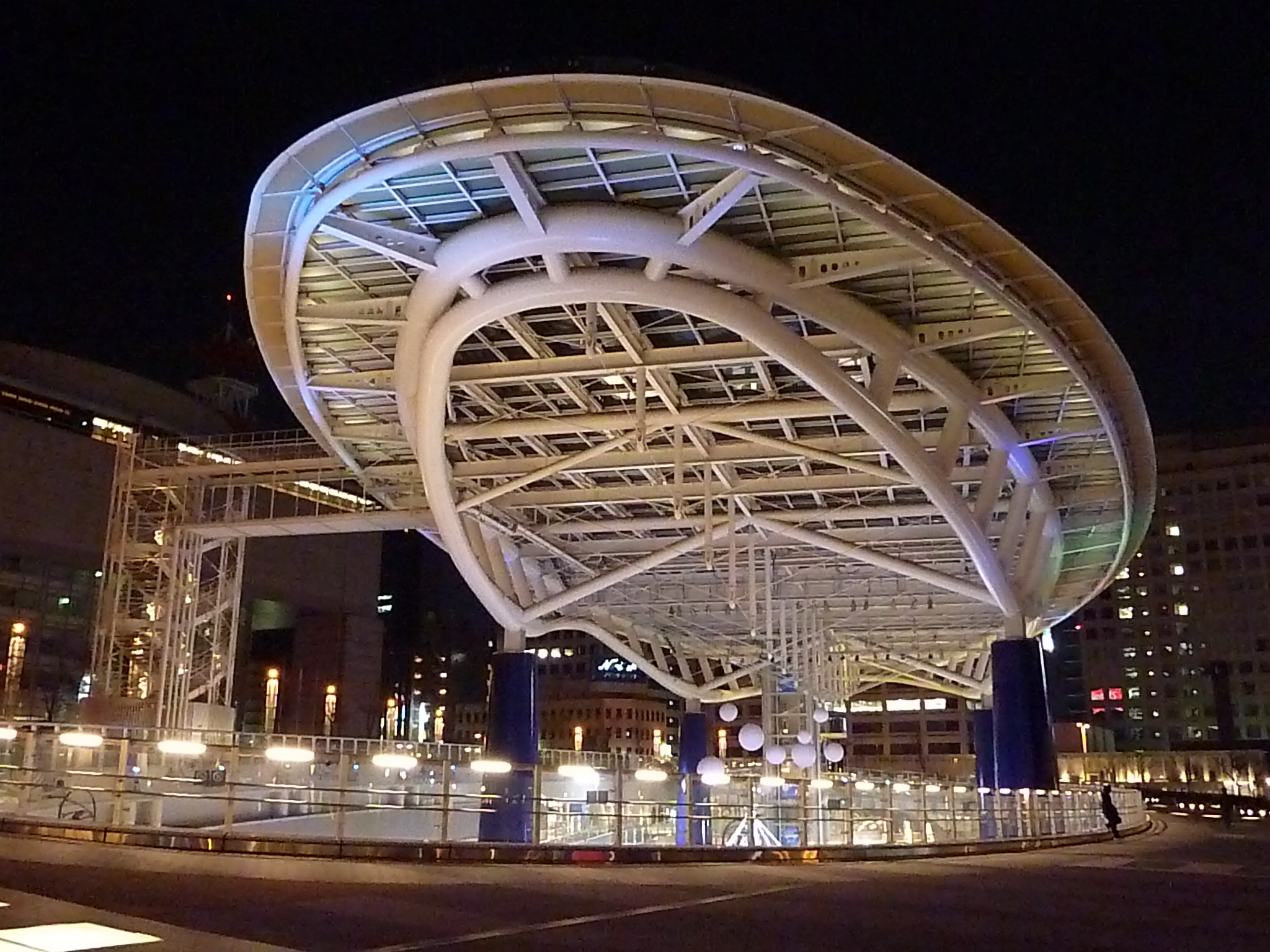 <b>ISO3200（超解像オン）<br>DMC-TZ10 / 約728K / 2,048×1,536 / 1/20秒 / F3.5 / 0EV / WB:オート / 5.3mm</b>