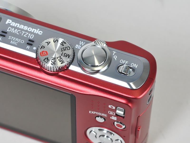 <b>新たにA（絞り優先AE）、S（シャッター速度優先AE）、M（マニュアル露出）が加わった</b>