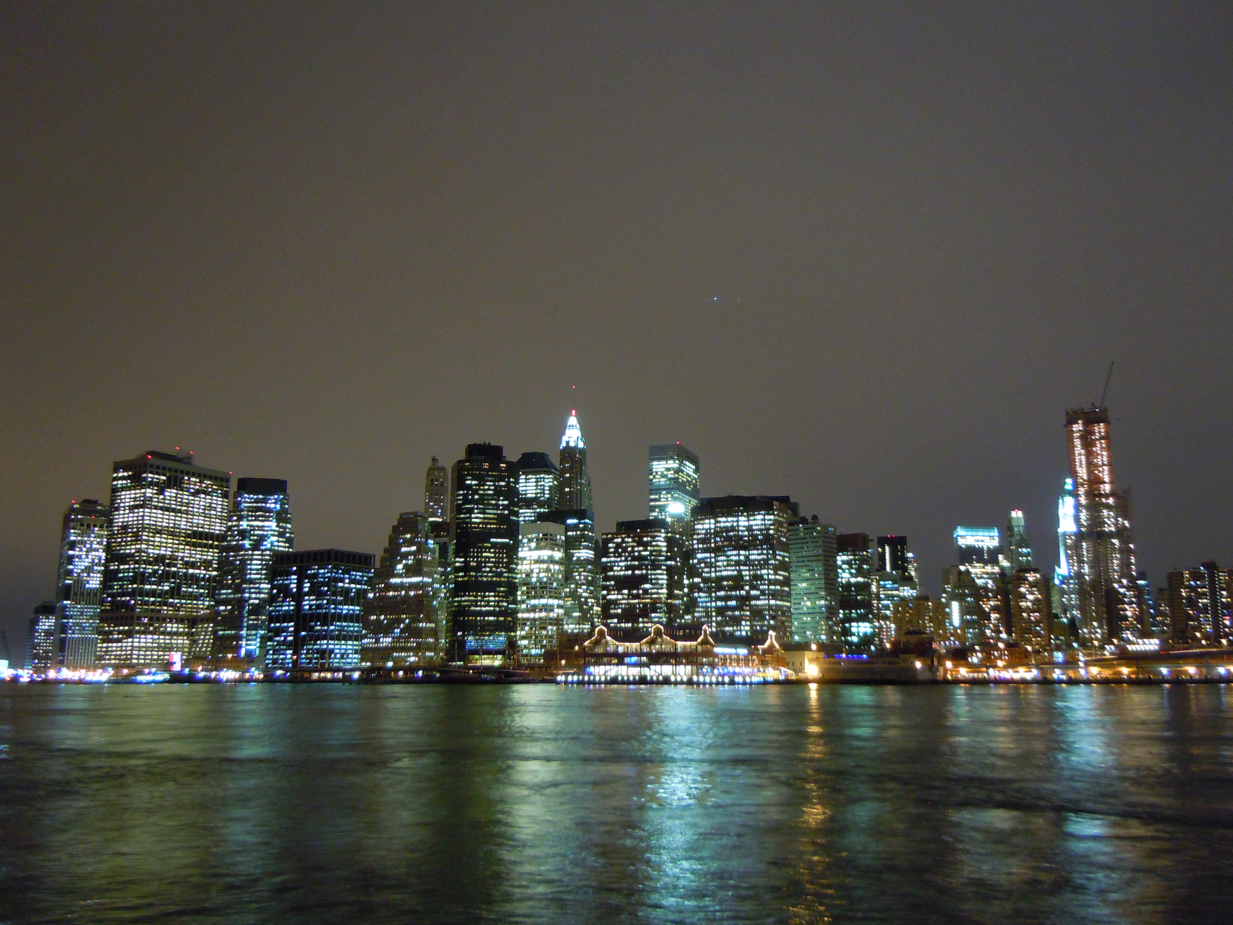 <b>ISO400<br>COOLPIX S8000 / 約4.7MB / 4,320×3,240 / 1.3秒 / F3.5 / +0.3EV / WB:白熱灯 / 5.4mm</b>