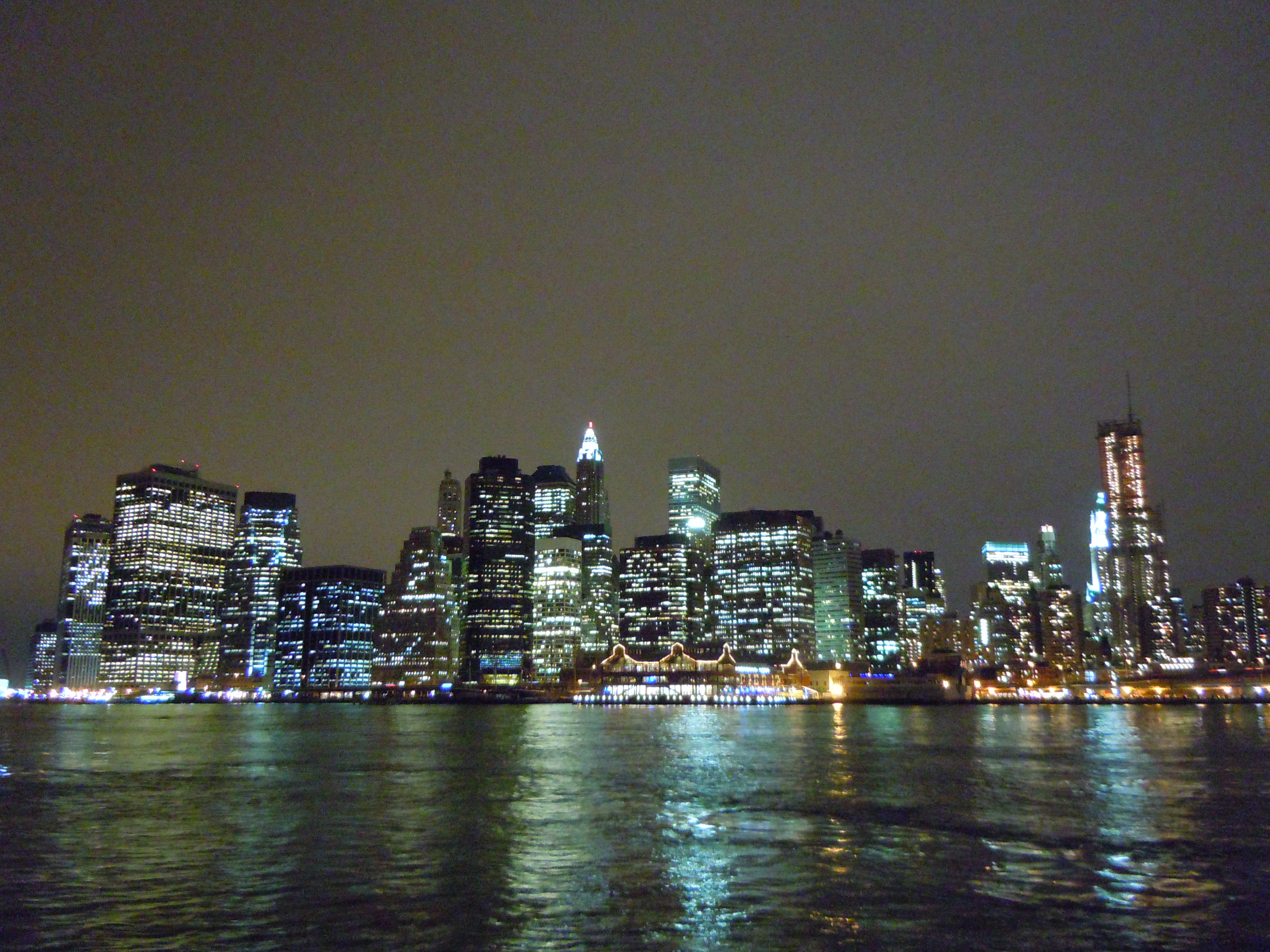 <b>ISO1600<br>COOLPIX S8000 / 約4.8MB / 4,320×3,240 / 1/3秒 / F3.5 / +0.3EV / WB:白熱灯 / 5.4mm</b>