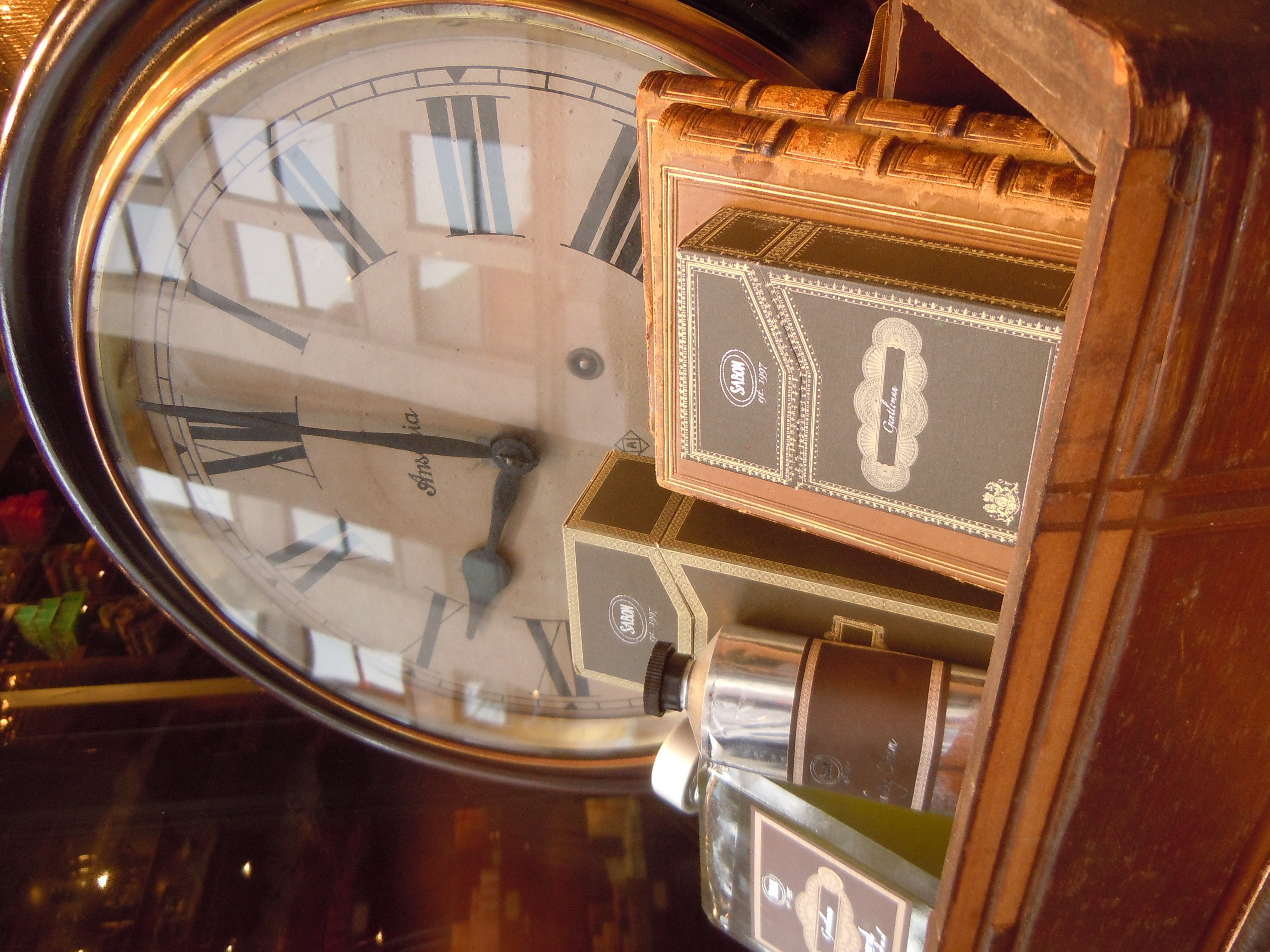 <b>COOLPIX S8000 / 約4.7MB / 3,240×4,320 / 1/60秒 / F3.5 / 0EV / ISO250 / WB:曇天 / 5.4mm</b>