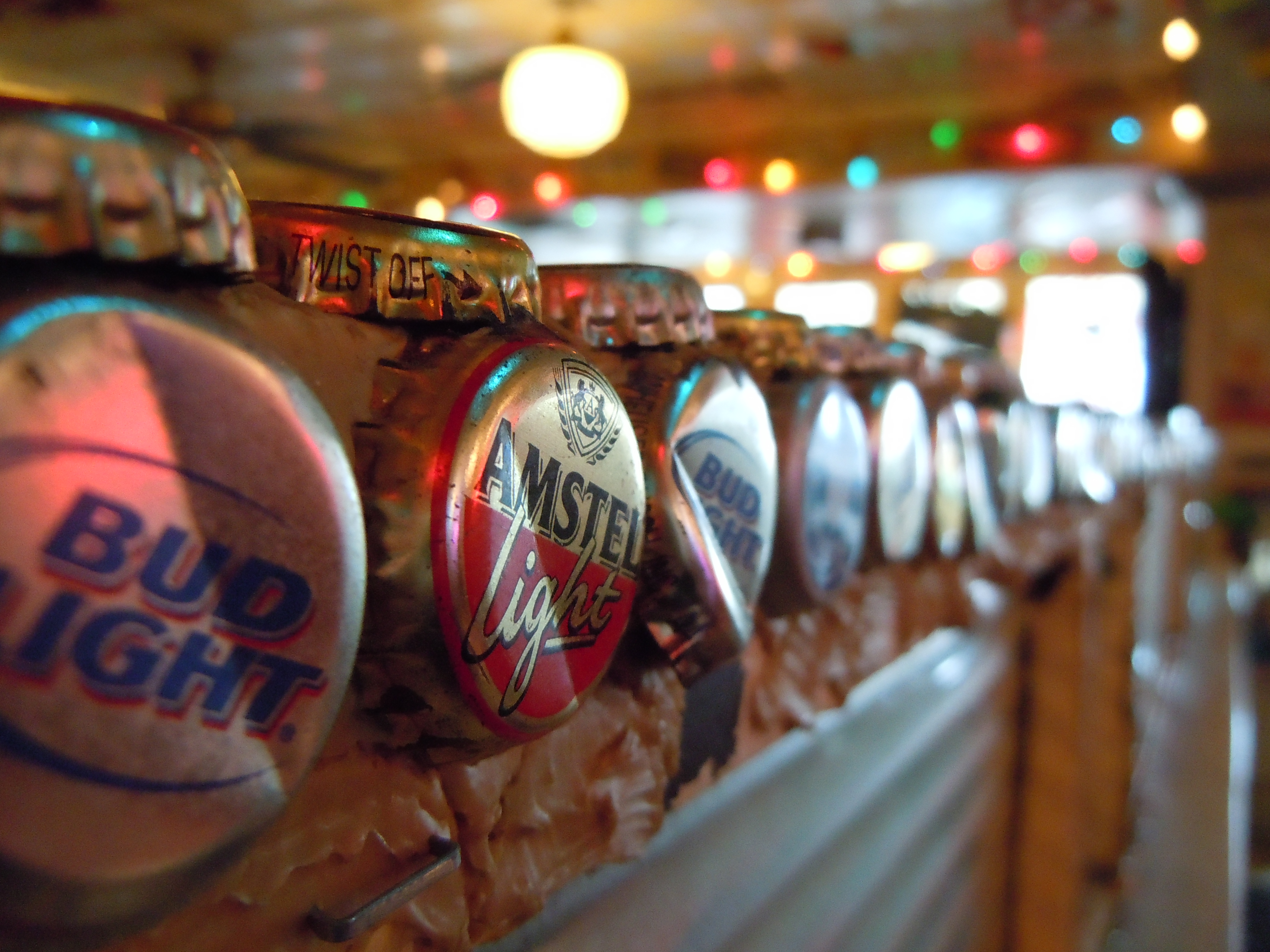 <b>COOLPIX S8000 / 約4.5MB / 4,320×3,240 / 1/25秒 / F3.5 / 0EV / ISO800 / WB:オート / 5.4mm</b>