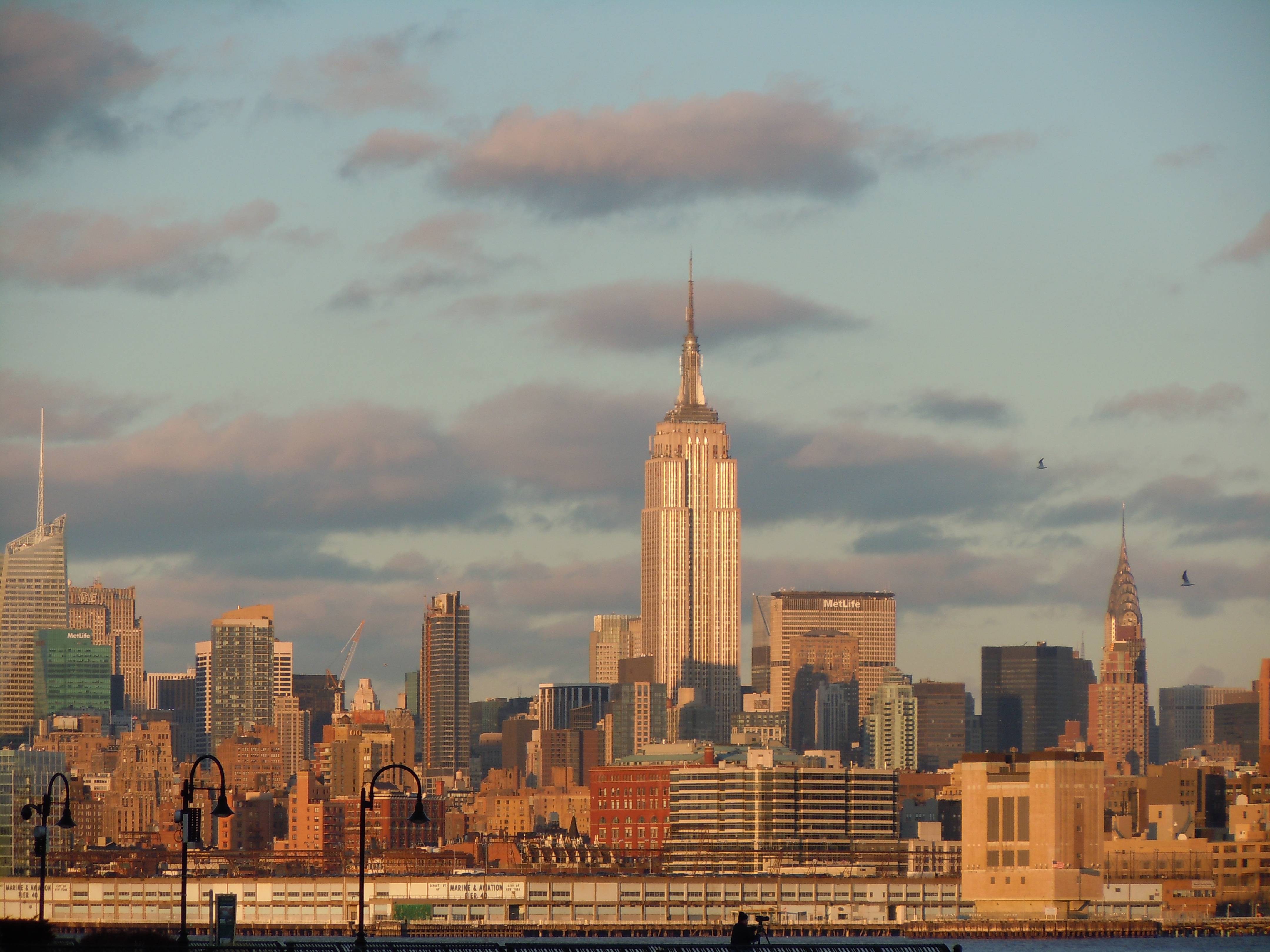 <b>COOLPIX S8000 / 約5.1MB / 4,320×3,240 / 1/320秒 / F4.8 / 0EV / ISO100 / WB:曇天 / 41.2mm</b>