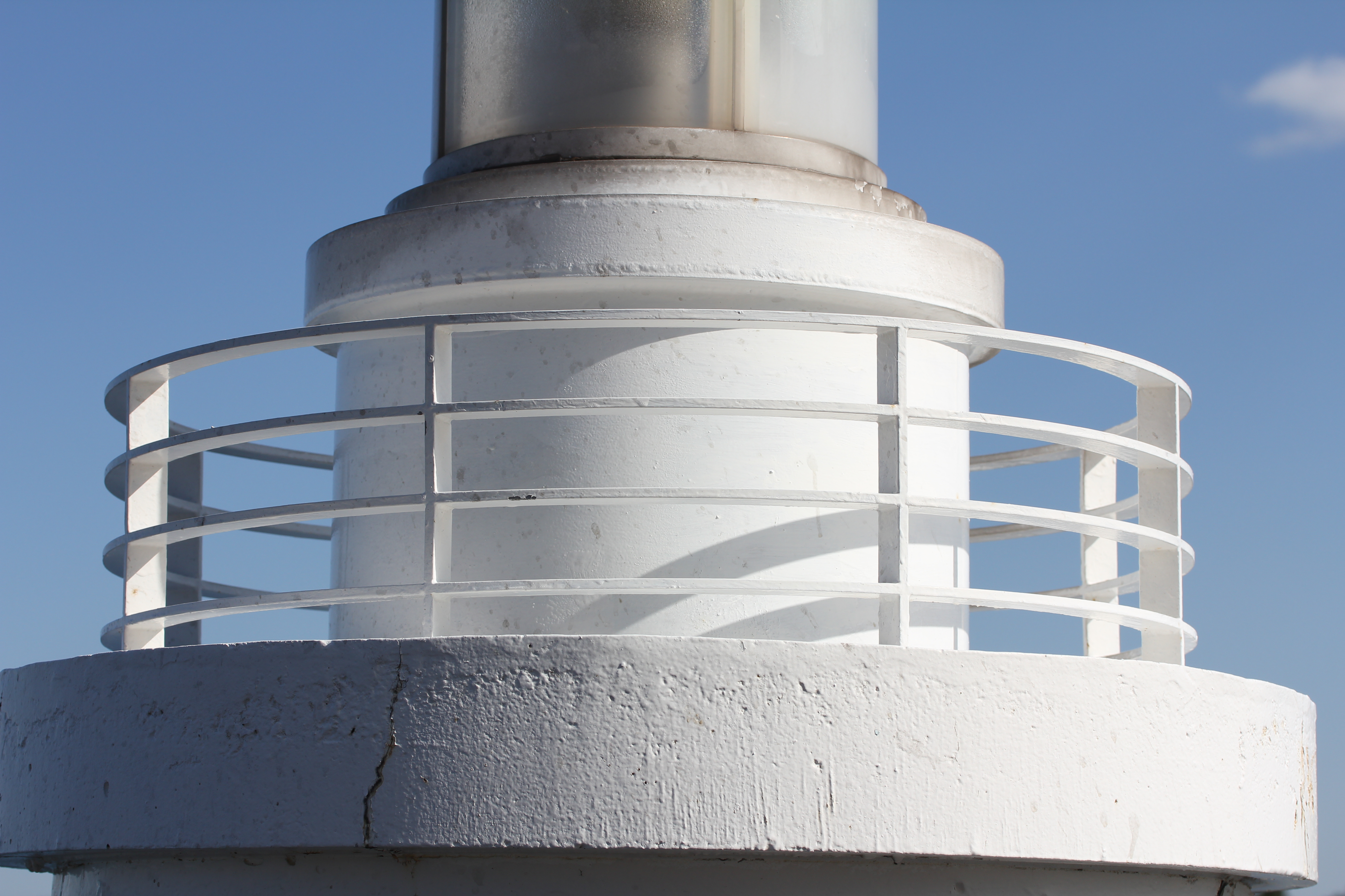 <b>デジタル化以降の評価測光はかなり高精度になったと感じているが、新型センサーのおかげでさらによくなったのかもしれない<br>EOS Kiss X4 / EF-S 60mm F2.8 Macro USM / 5,184×3,456 / 1/500秒 / F8 / 0EV / ISO100 / WB:オート / 60mm</b>