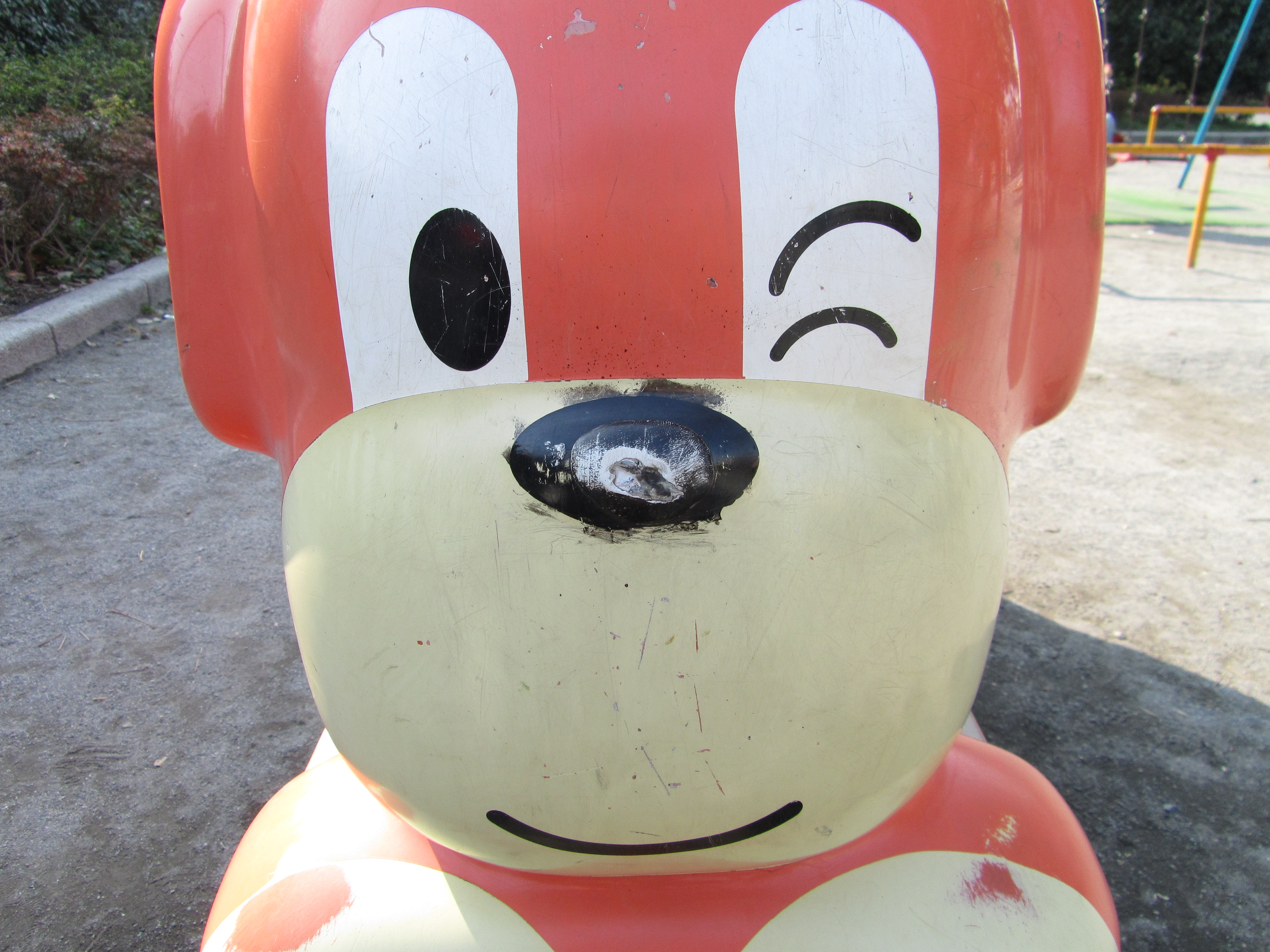 <b>魚眼風OFF<br>PowerShot SX210 IS / 4,320×3,240 / 1/160秒 / F4 / +0.7EV / ISO100 / プログラムAE / WB:オート / 5mm</b>