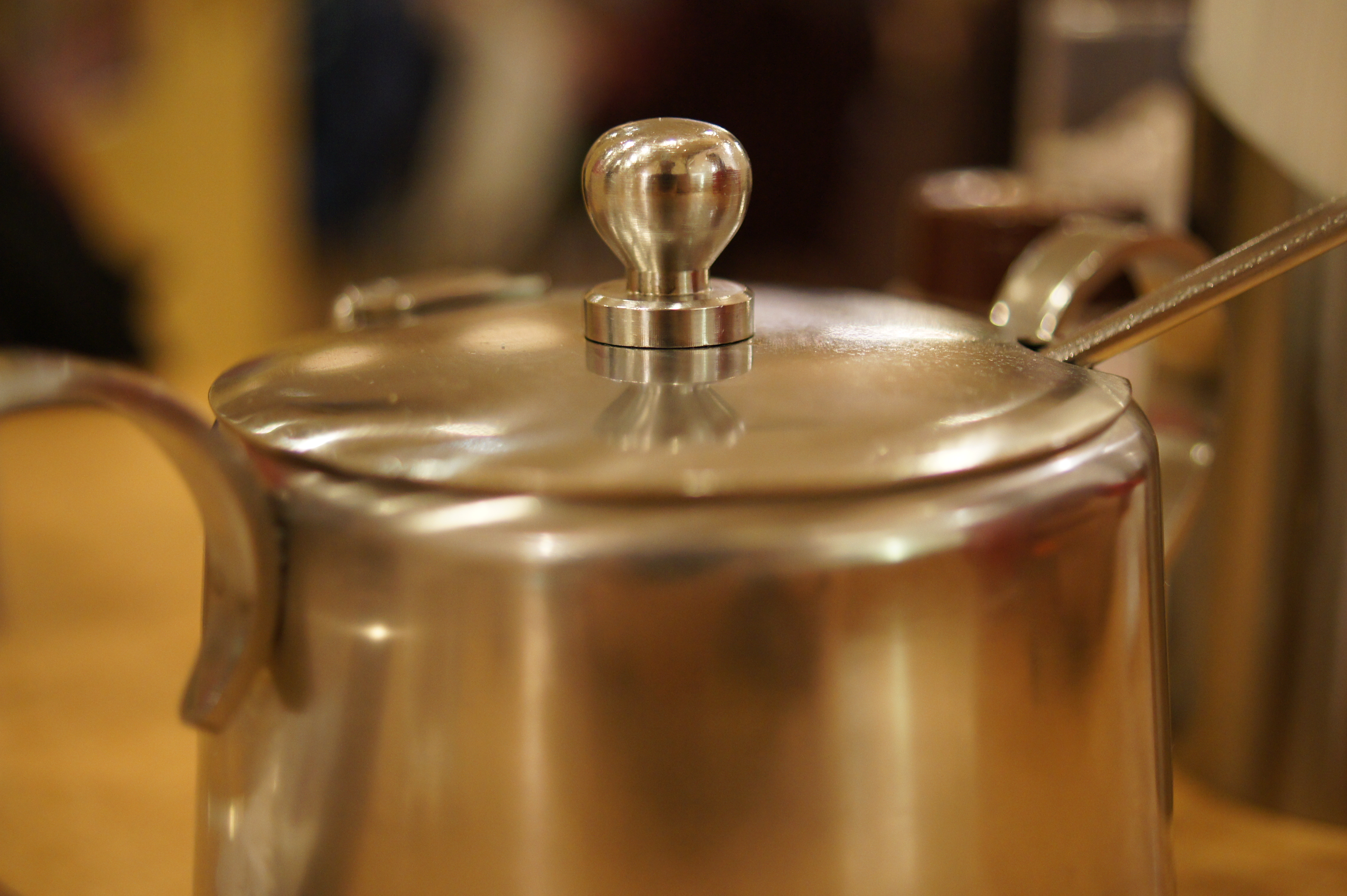 <b>α550 / DT 30mm F2.8 Macro SAM / 約4.0MB / 4,592×3,056 / 1/50秒 / F2.8 / 0EV / ISO1000 / 30mm</b>