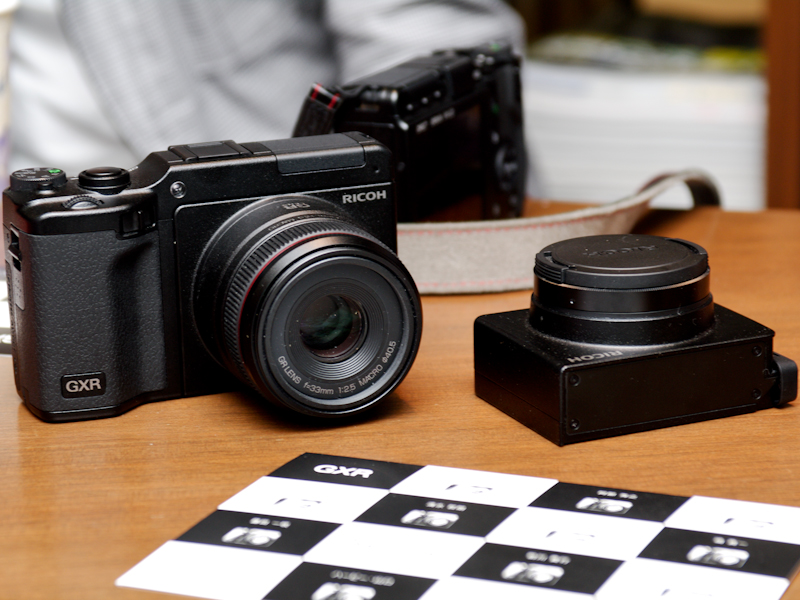 <b>GR LENS A12 50mm F2.5 Macroを装着したGXR</b>