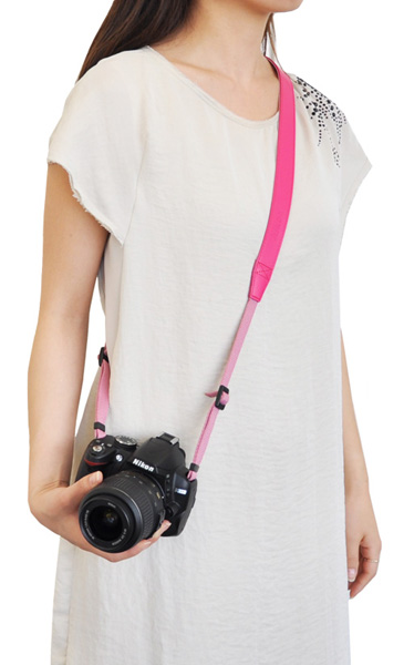 <b>着用例（ホットピンク）</b>