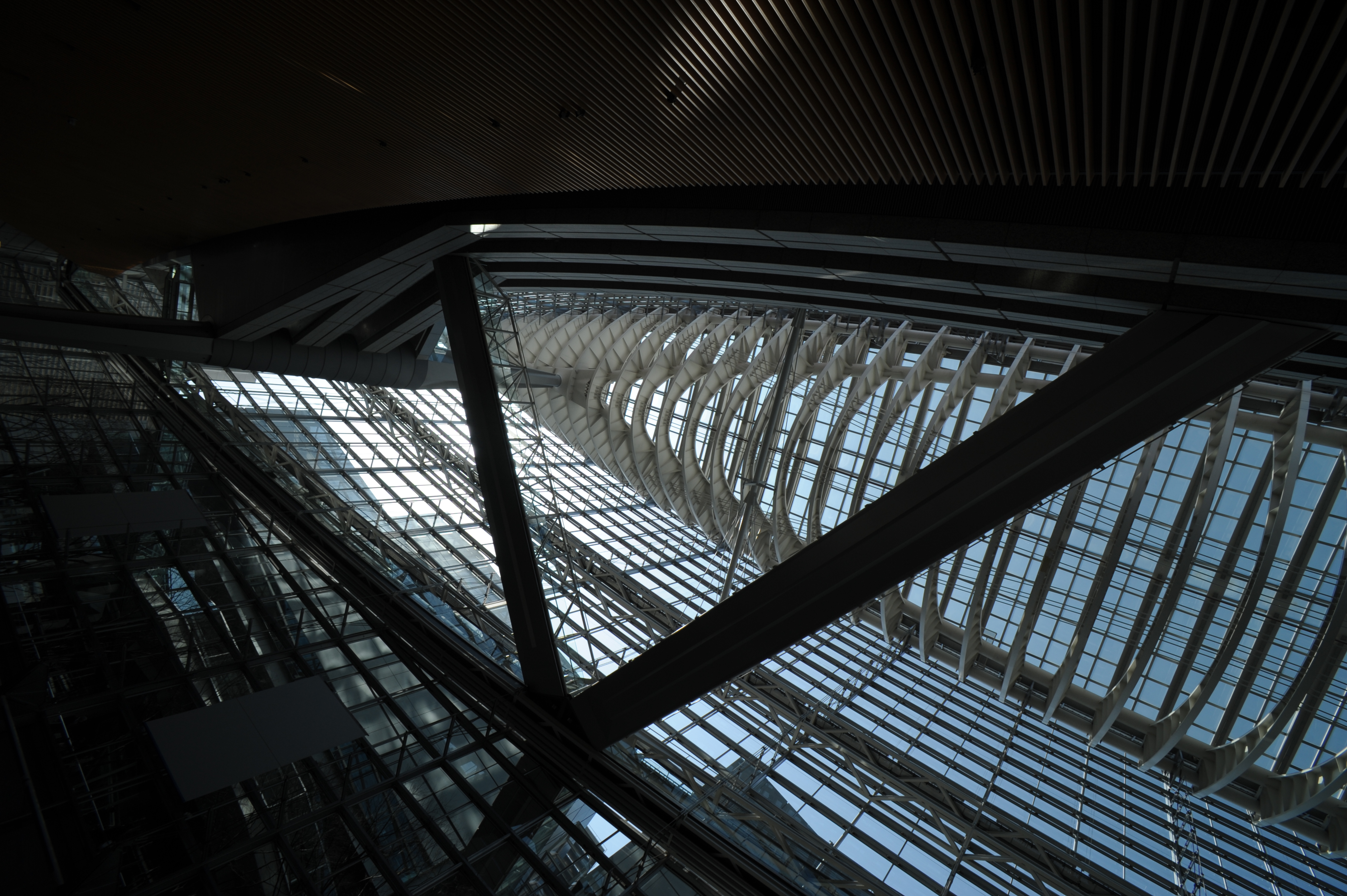 <b>AT-X 17mm F3.5 PRO / 4,256×2,832 / 1/160秒 / F11 / +0.7EV / ISO200 / WB:晴天 / 17mm</b>