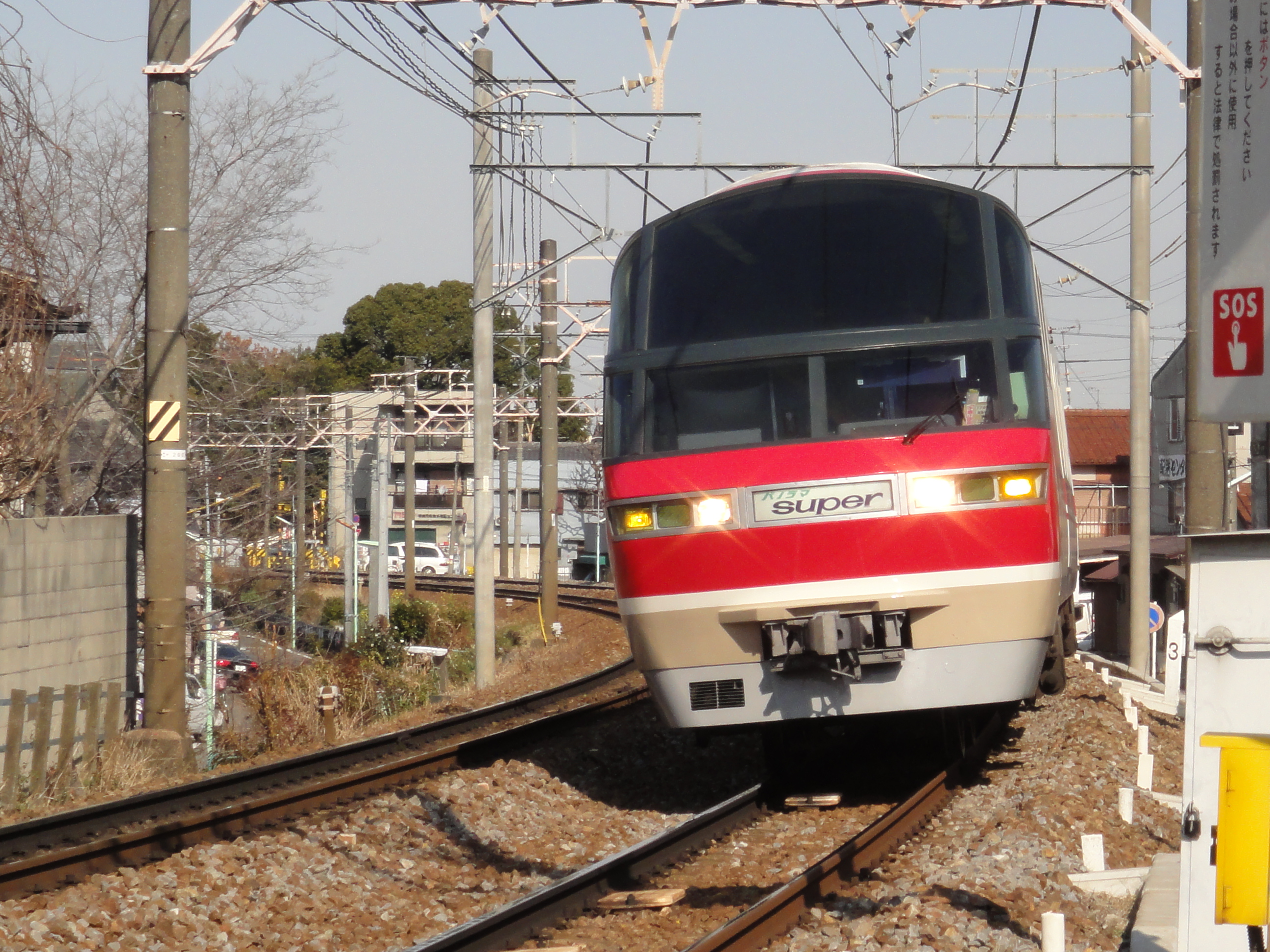 <b>DSC-TX7 / 約2.9MB / 2,592×1,944 / 1/800秒 / F5.6 / 0EV / ISO200 / WB:オート / 17.7mm</b>