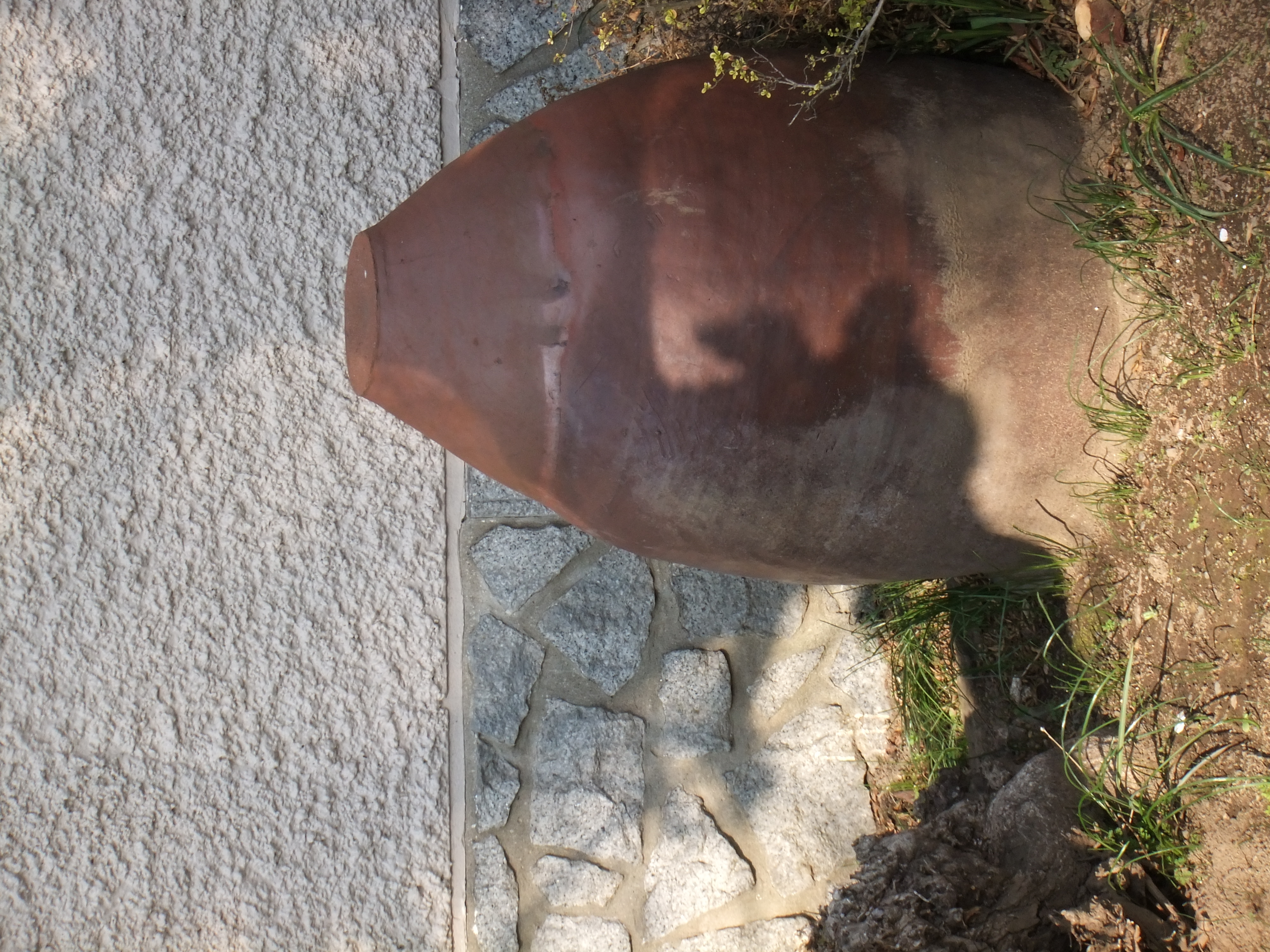 <b>ズームの中間域で少し絞った状態なのも幸いしてか、画面の四隅近くまでシャープな描写に仕上がった<br>FinePix Z700EXR / 4,000×3,000 / 1/80秒 / F8 / 0EV / ISO100（Dレンジ：100％） / WB：オート / 13.6mm（74mm相当）</b>