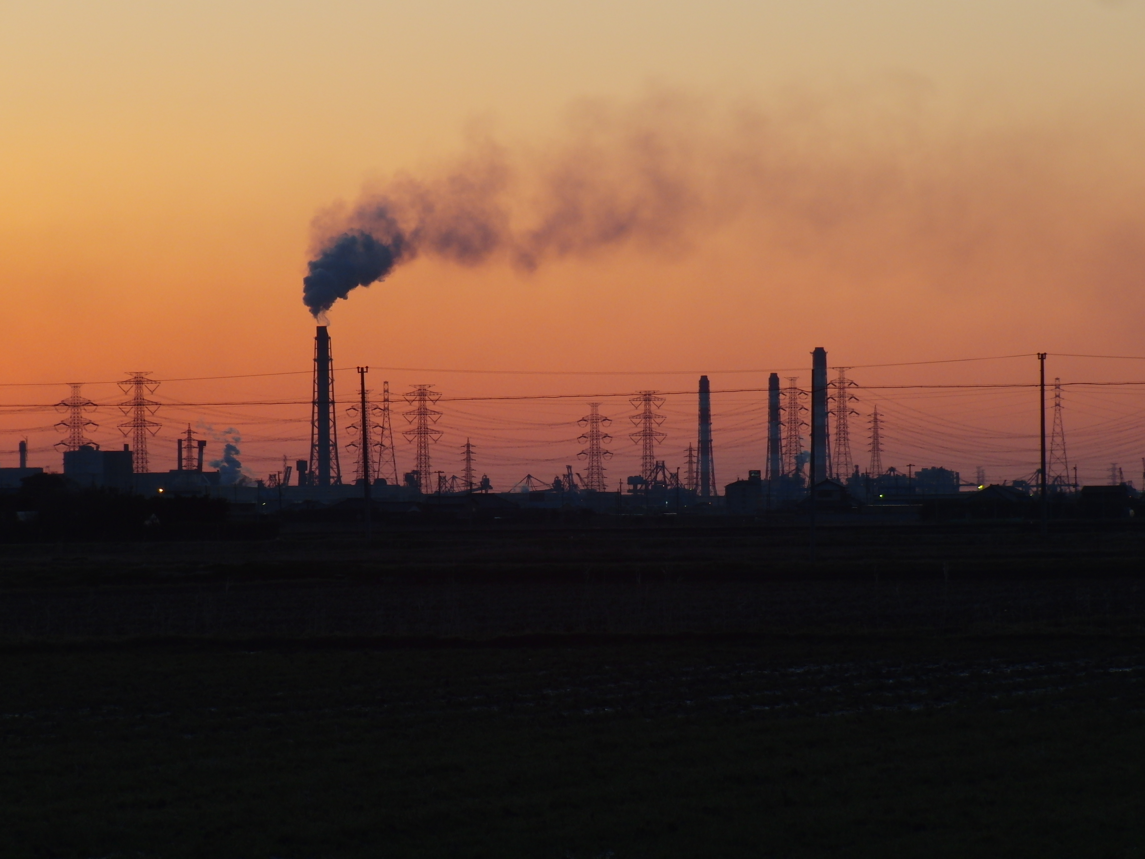 <b>EX-FH100 / 約2.5MB / 3,648×2,736 / 1/6秒 / F14.5 / -1EV / ISO100 / WB:太陽光 / 35.7mm</b>