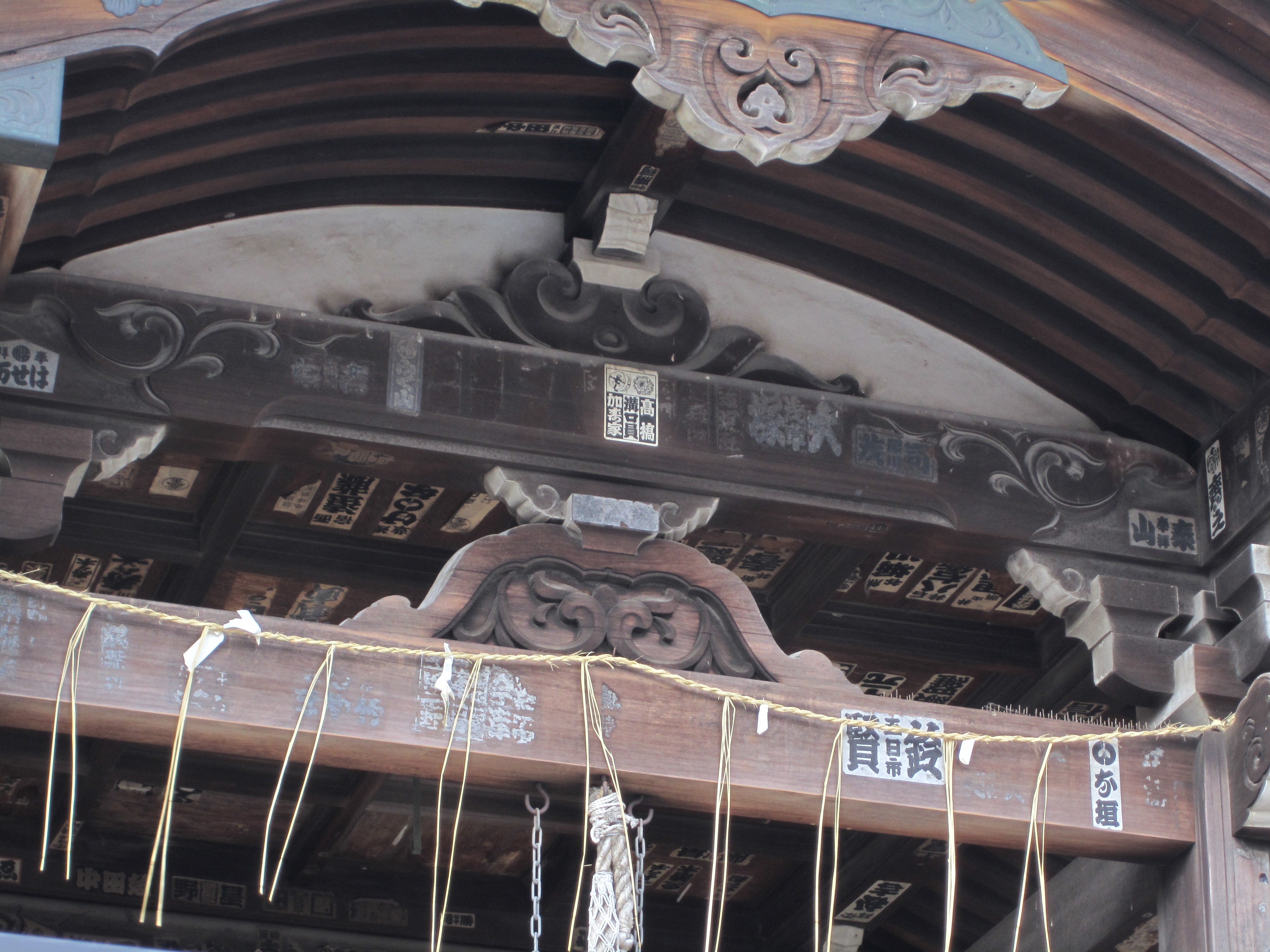 <b>i-コントラストON<br>IXY 400F / 4,320×3,240 / 1/30秒 / F5.9 / -1.7EV / ISO80 / プログラム / WB:オート / 20mm</b>