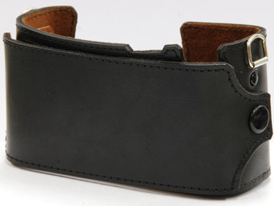 <b>背面カバーを装着したところ</b>