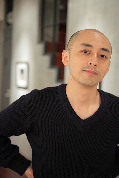 <b>原久路さん。ちなみに1点、モデルとして原さんが登場しています<br> (c)ナツミ</b>