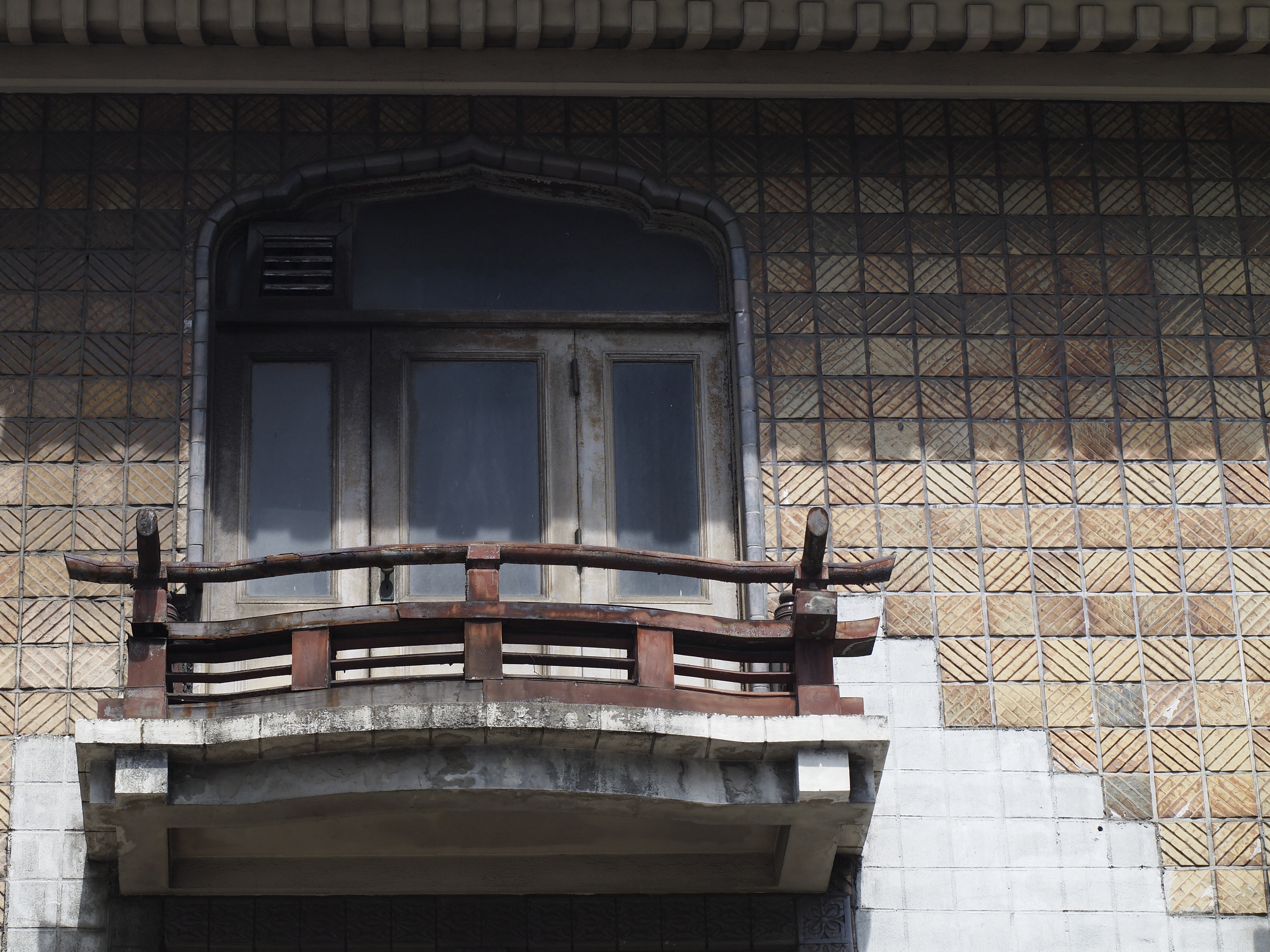 <b>E-PL1 / MCロッコールX PG 58mm F1.2 / 4,032×3,024 / 1/400秒 / F5.6 / -0.3EV / ISO200 / WB:オート / 58mm</b>