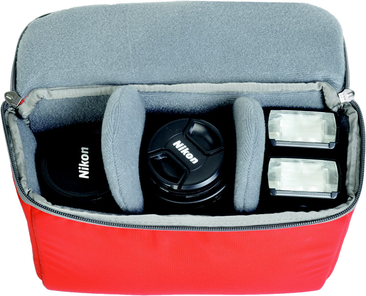 <b>カプセル・スモールの機材収納例</b>